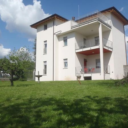 Villa Emilia Castronno Extérieur photo