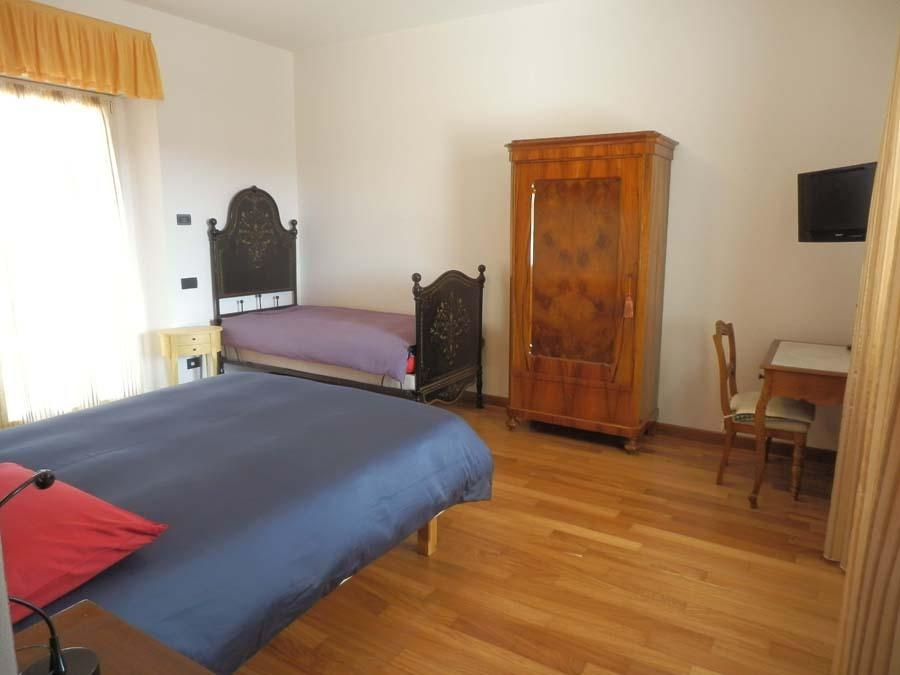 Villa Emilia Castronno Chambre photo
