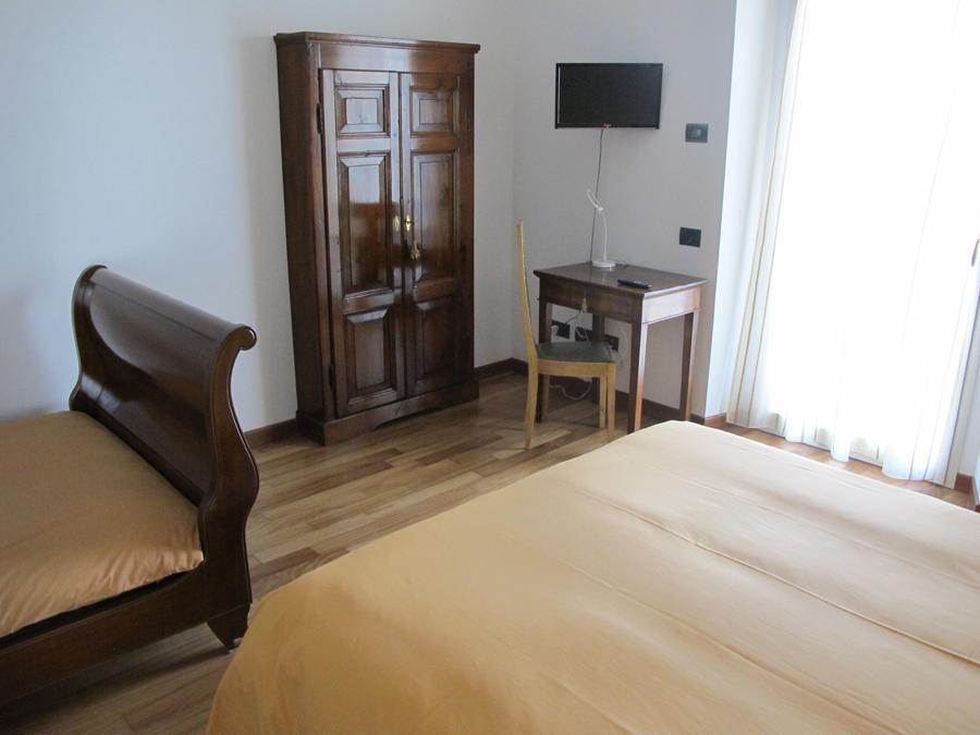 Villa Emilia Castronno Chambre photo