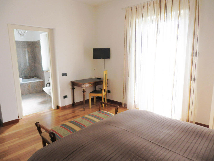 Villa Emilia Castronno Chambre photo
